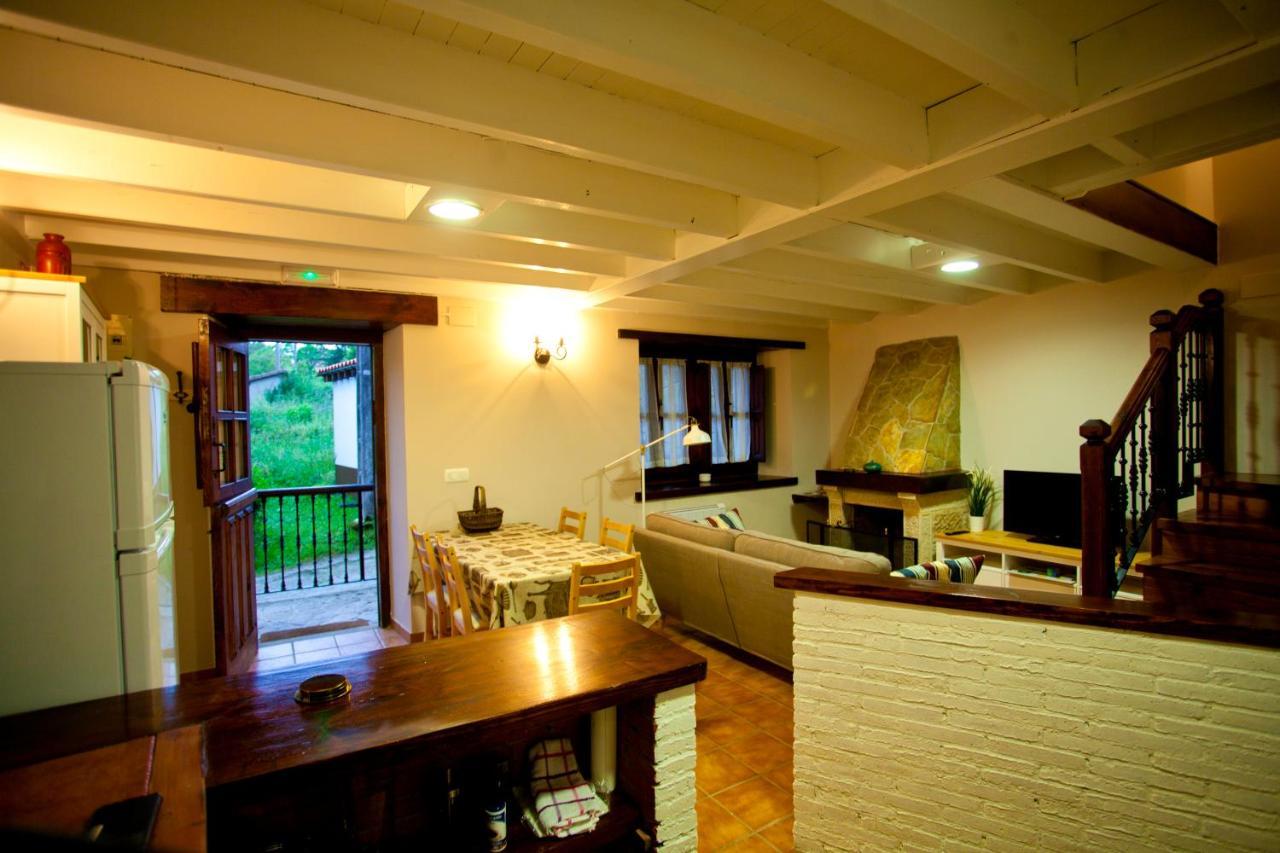 El Balcon Del Horreo Villa Pilona ภายนอก รูปภาพ